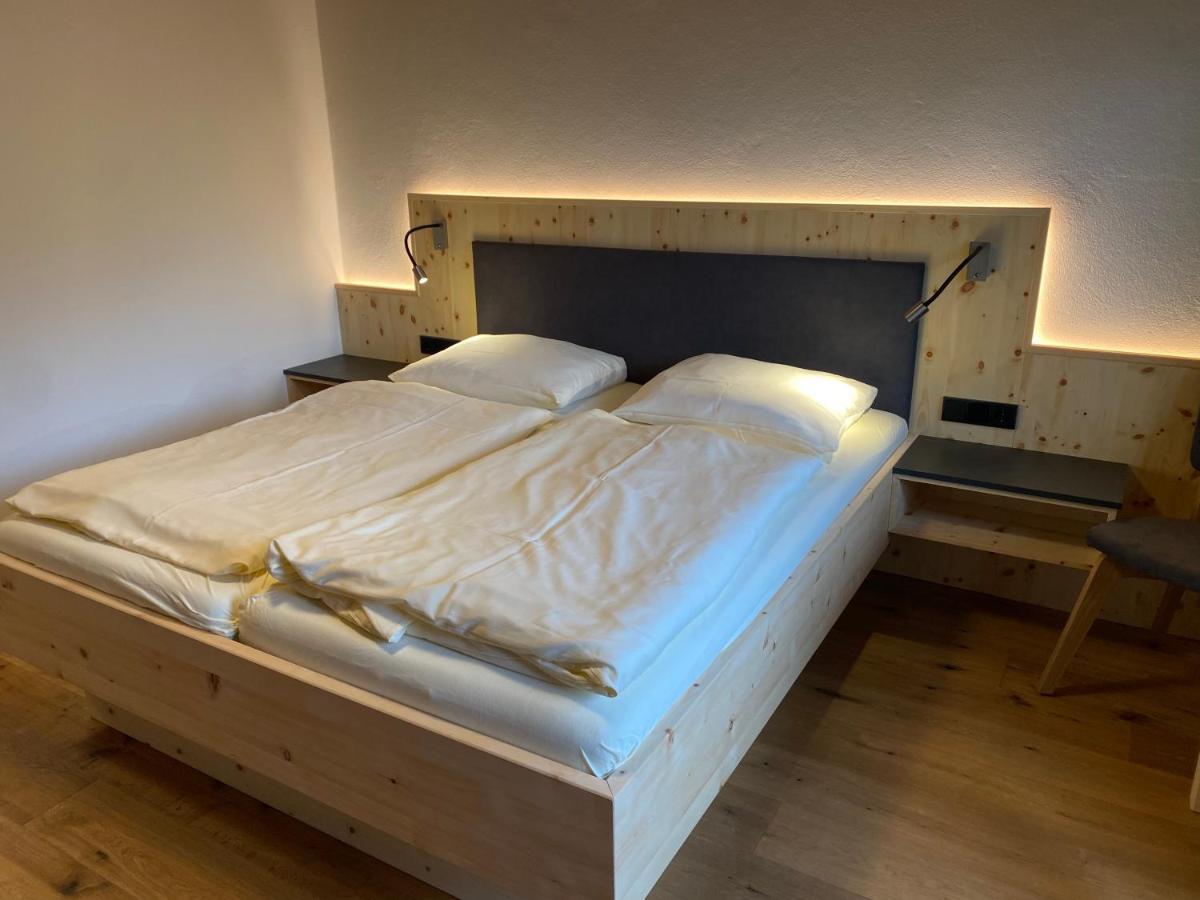 Gasthof Muehle Wattens Bagian luar foto
